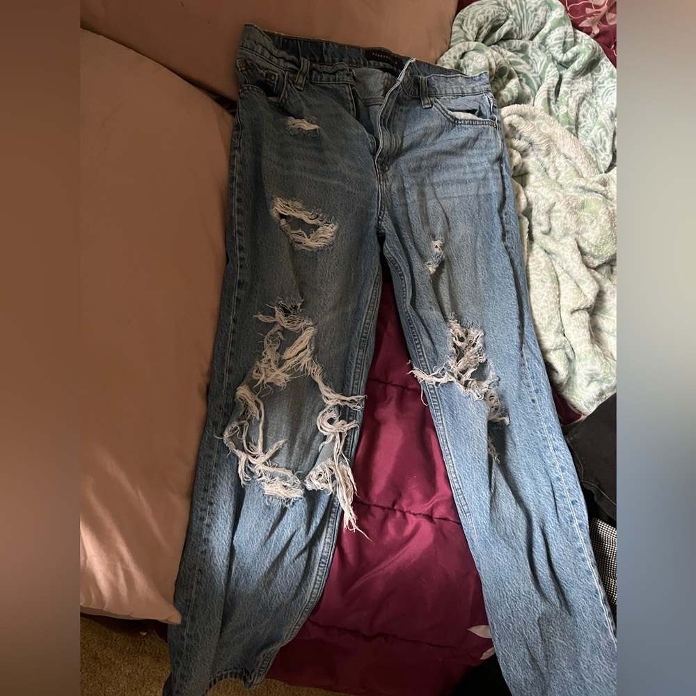 Mom Jeans with holes